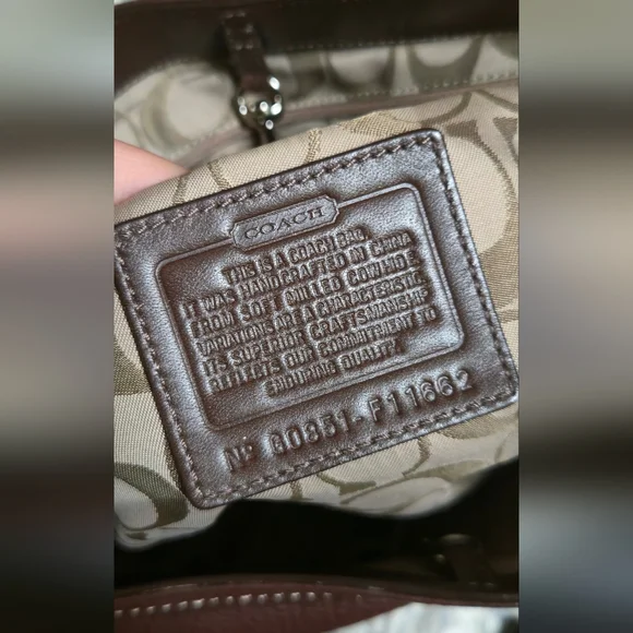 Coach Soho Hobo shoulder bag in brown maple pebbled leather silver hardware - Picture 3 of 7